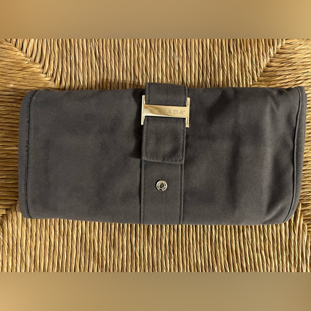 Silpada Tri-Fold Jewelry Case - Grey with Silver Toned Logo Hardware